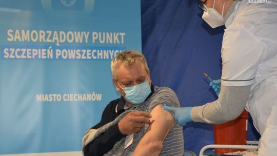 Koniec szczepień w hali przy Kraszewskiego w Ciechanowie