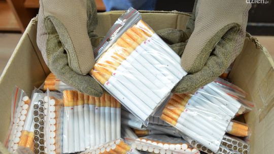 Kontrabanda papierosów w Mławie - zatrzymano 39-latkę z towarem wartym ponad 43 tysiące złotych