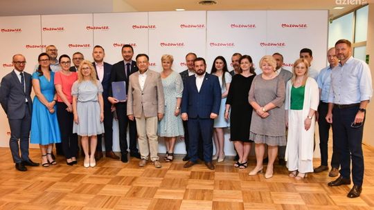 Kosztami budowy linii kolejowej Zegrze-Przasnysz samorządy już się podzieliły