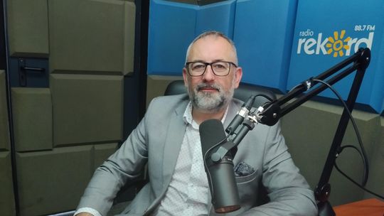 Krzysztof Bieńkowski: Zakaz telefonów w szkołach to bardzo dobry pomysł