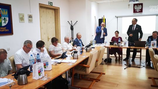 Kuriozalne głosowanie na sesji powiatu przasnyskiego