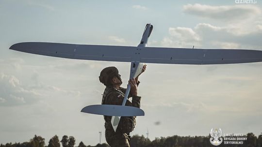 Loty treningowe pilotów FlyEye 5 Mazowieckiej Brygady Obrony Terytorialnej