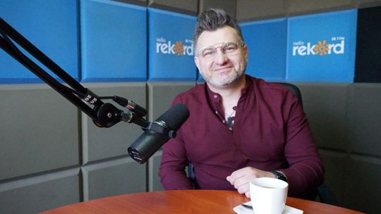Łukasz Juszkiewicz w Studiu Radia Rekord Mazowsze