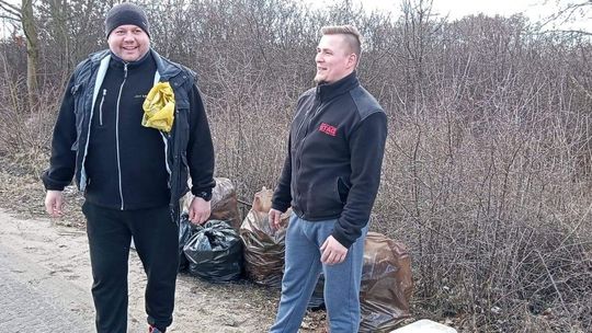 Mieszkańcy Niewikli wzięli "skarby" w swoje ręce!