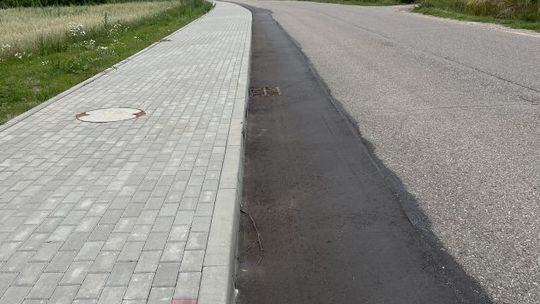 Mieszkańcy Windyk doczekali się chodnika