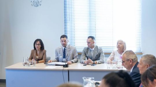 Miliony na inwestycje, nowe programy grantowe i kultura – podsumowanie sesji Rady Miasta Ciechanów