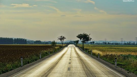 Miliony z Rządowego Funduszu Rozwoju Dróg pomogą przebudować gminne i powiatowe drogi