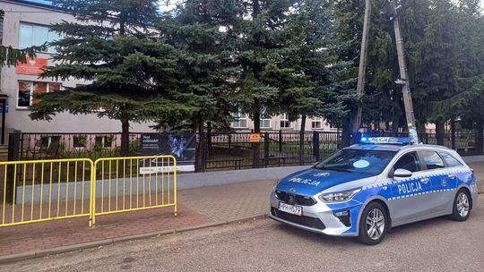 Mława. Policyjne kontrole przy szkołach. Do zarządców dróg trafiły wnioski o pilne poprawki