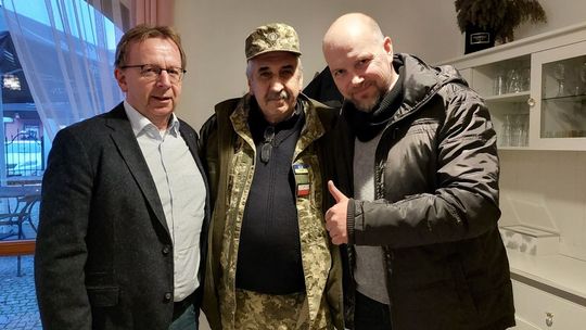 Mława pomaga ukraińskim żołnierzom. Transport darów w drodze na front
