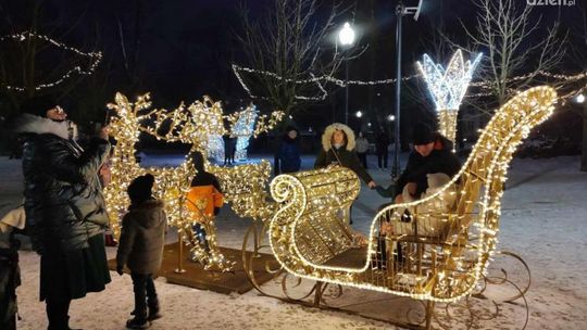 Mława. Świąteczne iluminacje świecą przykładem