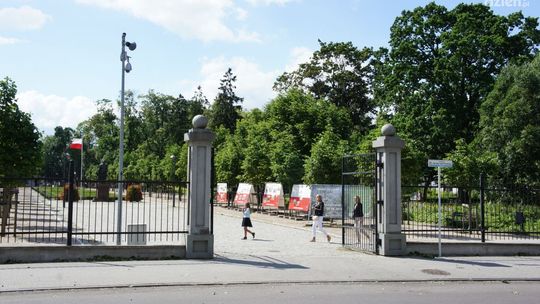 Mława. Wystawa plenerowa przedwojennej fotografii już jutro