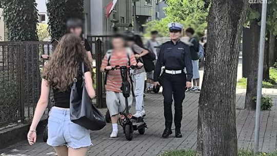 Mławska policja ma dość takich zdarzeń. Ruszyła z akcją "Bezpieczna hulajnoga" 