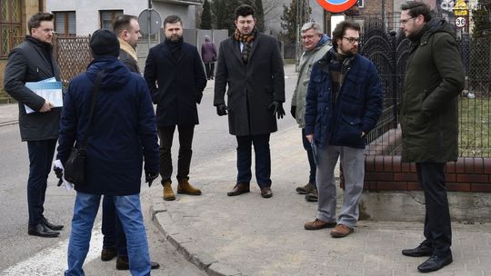 Modernizacja drogi powiatowej Płońsk – Raciąż: ruszyły prace budowlane na ul. Warszawskiej