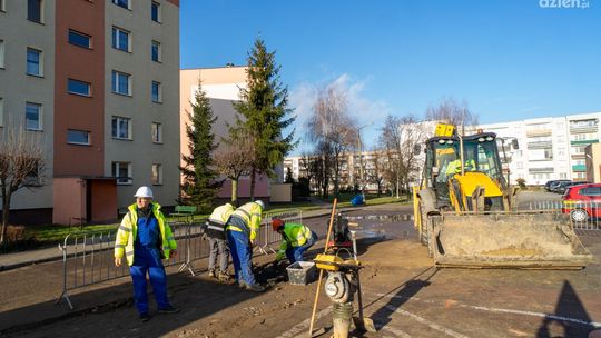 Na Aleksandrówce II w Ciechanowie ZWiK buduje odwodnienie drogi
