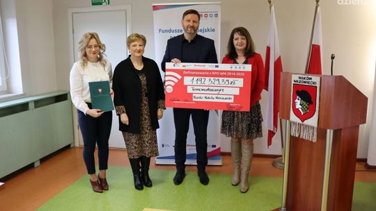 Na kwotę blisko 1 mln. 193 tyś. zł podpisano umowę na termomodernizację budynków użyteczności publicznej w Makowie Mazowieckim