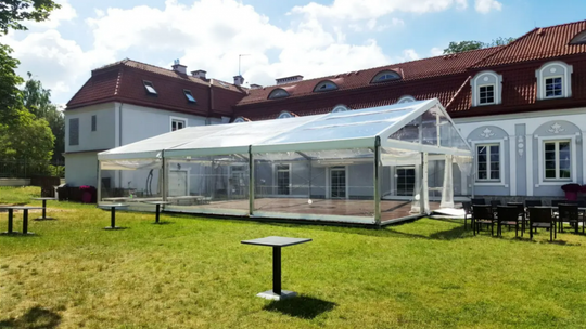 Najczęstsze błędy popełniane przy organizacji przyjęć – jak ich unikać?