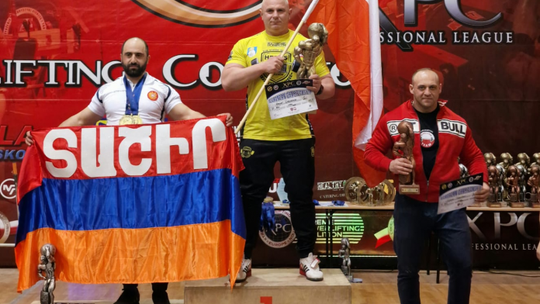 Nasz żołnierz na najwyższym stopniu podium
