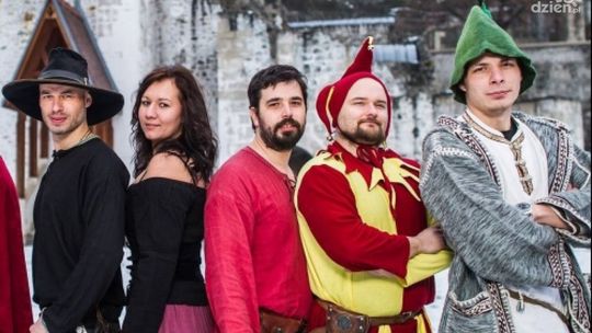 Niezwykłe wydarzenie łączące kulturę i tradycję: Koncert folkowy i piknik średniowieczny w COEK Studio