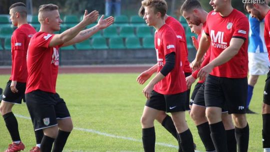 Niższe ligi. MKS Ciechanów wygrał w Kadzidle