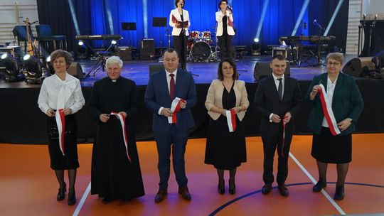 Nowe Inwestycje w Sońsku -  gminny żłobek i hala sportowa oficjalnie otwarte