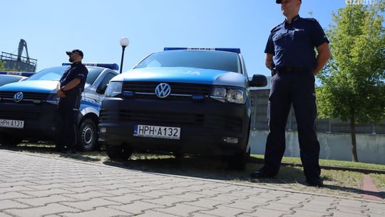 Nowe wozy kryminalistyczne dla mazowieckiej policji!