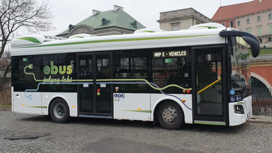 Nowy autobus dla gminy Ojrzeń. 