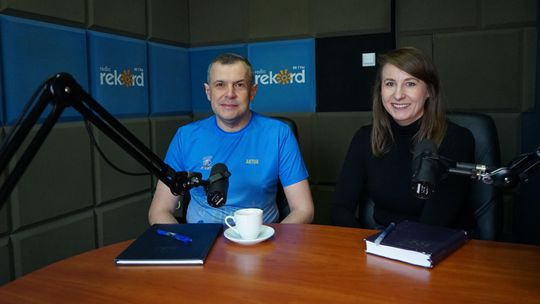 Ewelina Jabłońska i Artur Iniarski w studiu Radia Rekord