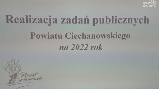Organizacje pożytku publicznego odbierają dofinansowanie zadań publicznych w powiecie ciechanowskim na 2022 rok