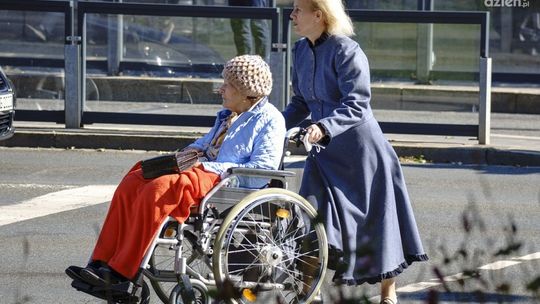 Osobom niepełnosprawnym z powiatu przasnyskiego i w przyszłym roku pomogą osobiści asystenci. Jest wsparcie finansowe na ich działalność 