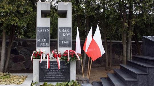 Pamięć pomordowanych w Katyniu uczczą w Mławie