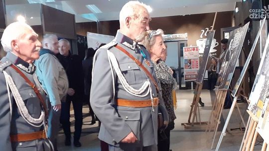 Pamięci Żołnierzy Wyklętych została poświęcona wystawa połączona z koncertem. Przygotowano ją w Ciechanowie