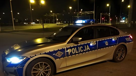 Pijany, bez prawa jazdy i z narkotykami. 30-latek zatrzymany w Brodzięcinie