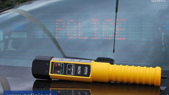 Pijany kierowca z zakazami zatrzymany w Baboszewie - jechał "wężykiem" mając 1,5 promila