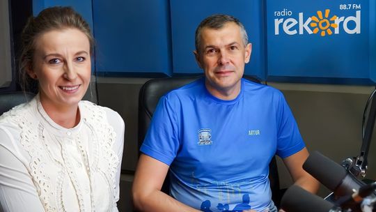 Ewelina Jabłońska i Artur Iniarski w studiu Radia Rekord