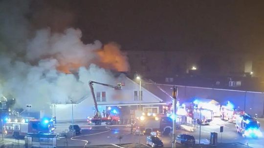 Policja nie wyklucza podpalenia. Pożar marketu w Płońsku