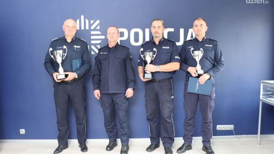 Policjant z Przasnysza na podium w prestiżowym Turnieju Służby Dyżurnej!