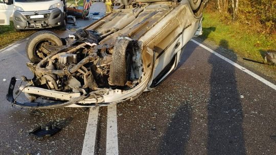 Poważne zdarzenie drogowe na DW 544 w Przasnyszu. Jedna osoba trafiła do szpitala