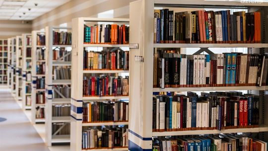 Powiat Mławski z dużym wsparciem! 40 tysięcy złotych popłynie do szkolnych bibliotek