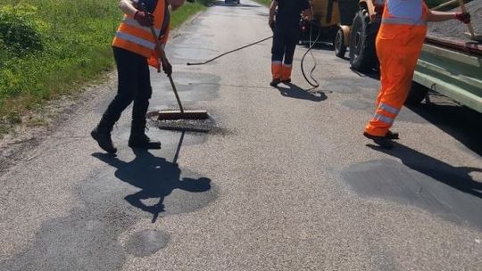 Powiatowy Zarząd Dróg w Ciechanowie naprawił kilka odcinków dróg!