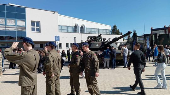 Poznaj armię od środka! Wojskowe Targi w Ciechanowie