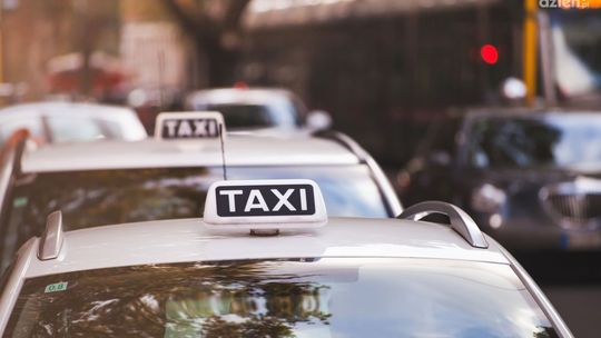 Poznaj mnogość usług oferowanych przez firmy taxi
