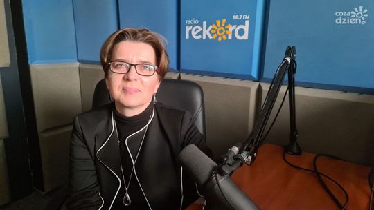 Prezes Małgorzata Niestępska (PEC): taniej więc czy drożej?