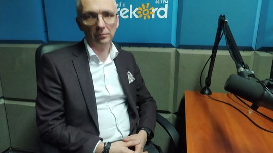 Prezes Piotr Pniewski - jego raciąski bank w kryzysie czy rozkwicie?