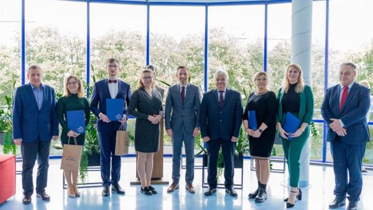 Prezydent Ciechanowa nagrodził studentów