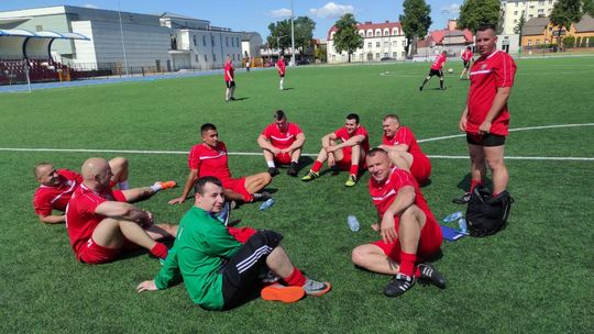 Przasnysz. Strefowy turniej strażaków w piłce nożnej