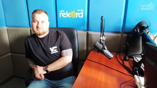 Przemysław Dąbrowski - w Ciechanowie inni padali a oni się otwierali