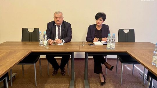 PUZ Ciechanów. Za nami minidebata o edukacji
