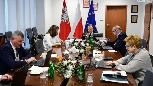 Radni województwa przeciwni wyjściu Polski z Unii Europejskiej
