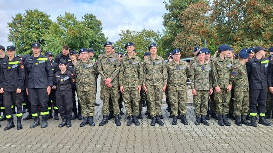 Rekordowa liczba uczniów w Szkole Technicznej BZDZ w Ciechanowie. Rozpoczął się nowy rok szkolny
