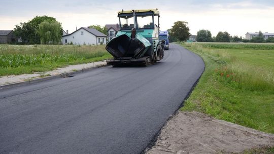 Remont drogi powiatowej Miączyn Mały - Dąbrowa: inwestycja w bezpieczną infrastrukturę